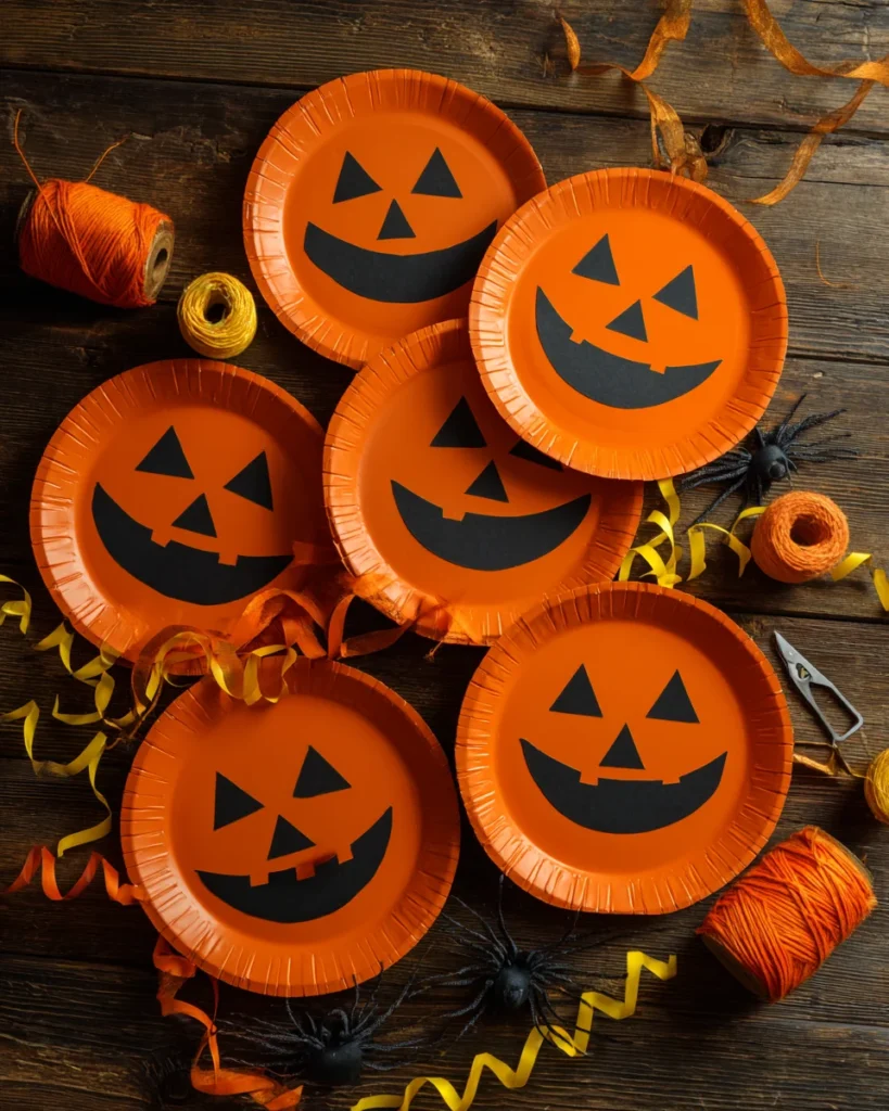 codinofouad top down flat lay of Halloween paper plate craft a30b40f1 d61e 47d7 8a41 7baef631139c 0 1