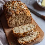 Homemade oatmeal bread with quark, protein-rich and easy to prepare.